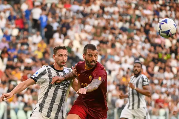Jadwal Liga Italia 2023-2024 pekan ke-18: Pertandingan antara Juventus vs AS Roma akan menjadi laga penutup di punghujung 2023. (Foto: Legaseriea)