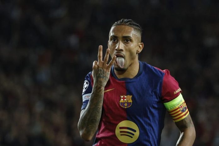 Bintang Barcelona, Raphinha (Foto: AP Photo/Joan Monfort)