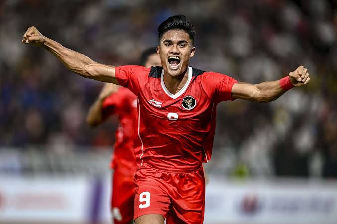 Profil DPMM FC