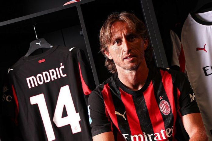 Update Terbaru Bursa Transfer AC Milan 2025 (Foto: AC Milan Official)