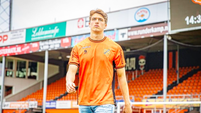 Profil Mauro Zijlstra: Striker Muda Berdarah Bandung yang Siap Perkuat Timnas Indonesia di Kualifikasi Piala Dunia 2026 (Foto: Instagram @maurozijlstra)