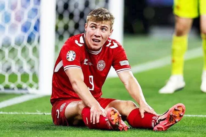 Manchester United Sepakat Lepas Rasmus Hojlund ke Napoli dengan Skema Pinjaman Bersyarat (Foto: Instagram/Rasmus Hojlund)