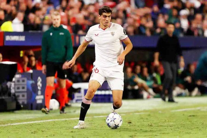 Harga Transfer Juanlu Sánchez: Apakah Everton Siap Bayar €20 Juta? (Foto: X @LaLigaExtra)